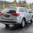 2017 Mitsubishi Outlander ES - 4x4, Heated Seats, Bluetooth thumbnail image 6