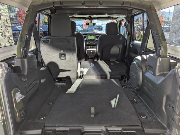 2023 Jeep Wrangler Sahara - No Accidents, Auto, NAV image 8