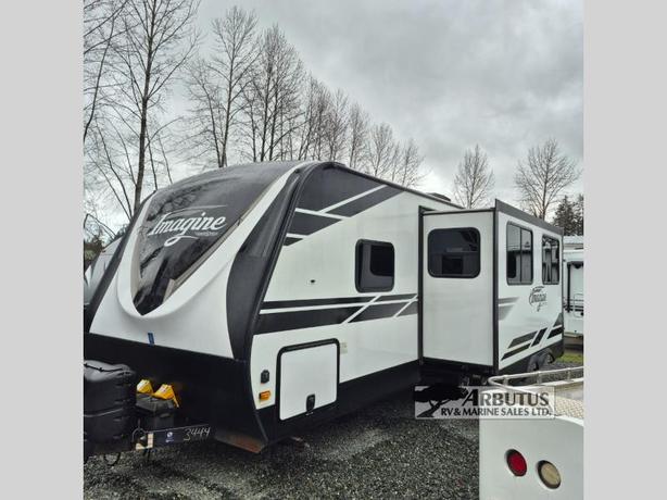 Used 2020 Grand Design Imagine 2600RB image 2