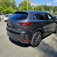 2021 Mazda CX-5 Signature thumbnail image 4