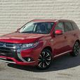 2018 Mitsubishi Outlander PHEV thumbnail image 2