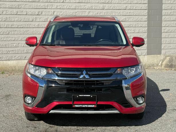 2018 Mitsubishi Outlander PHEV image 3