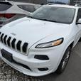 2017 Jeep Cherokee Overland thumbnail image 2