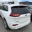 2017 Jeep Cherokee Overland thumbnail image 3