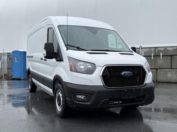 2022 Ford Transit 250 Cargo Van image 2