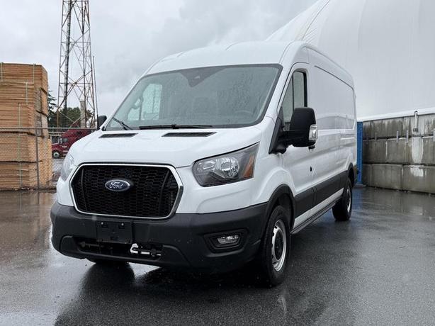 2022 Ford Transit 250 Cargo Van image 4