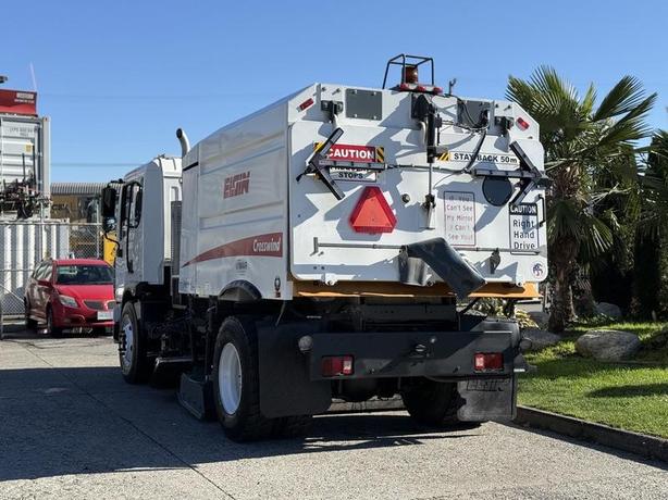 2012 Autocar XPERT Elgin Crosswind Street Sweeper with Dual Controls image 8