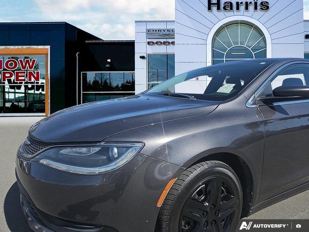 2016 Chrysler 200 4dr Sdn LX FWD | Keyless Entry | Cruise Control! image 8