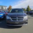 2020 Dodge Grand Caravan SXT | No Reported Accidents! thumbnail image 2