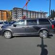 2020 Dodge Grand Caravan SXT | No Reported Accidents! thumbnail image 3