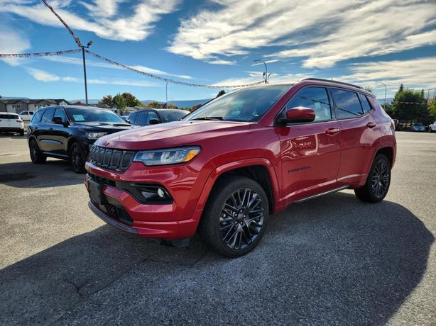 2022 Jeep Compass Red Edition | Premium Alpine Speaker System | Panoramic Sunroo image 1