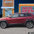 2019 Jeep Cherokee Trailhawk 4x4 | Bluetooth Connectivity | Cruise Control! thumbnail image 3