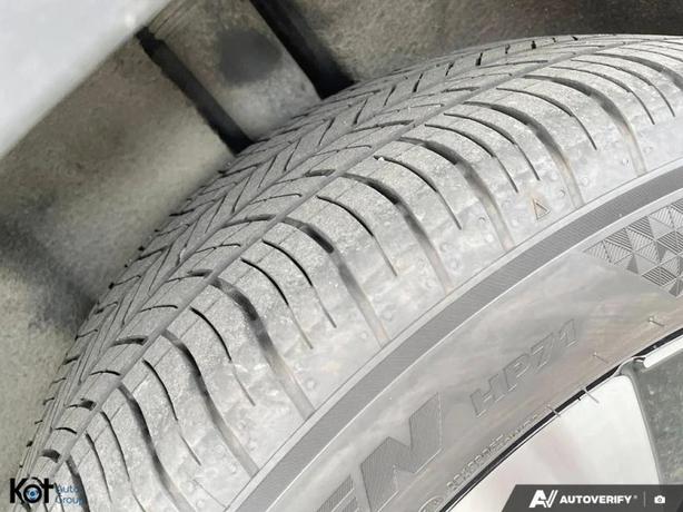 2023 VOLKSWAGEN TAOS image 7