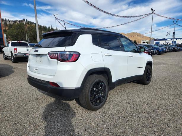 2024 Jeep Compass Altitude | Heated Seats & Steering Wheel | Remote Start | Remo image 3