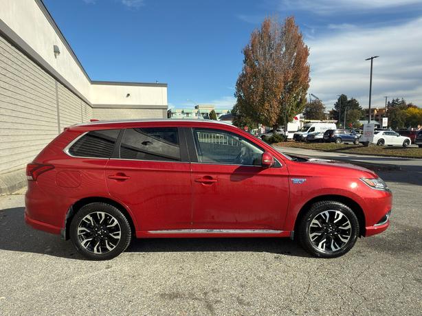 2018 Mitsubishi Outlander PHEV image 5