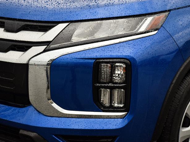 2025 Mitsubishi RVR ES AWC - Demo Discount Up To $5250 Off! image 8