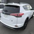 2016 Toyota RAV4 SE thumbnail image 4