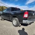 2022 RAM 1500 Big Horn | 5.7L HEMI V8 | 5'7" Box | Class IV Hitch Receiver | App thumbnail image 4