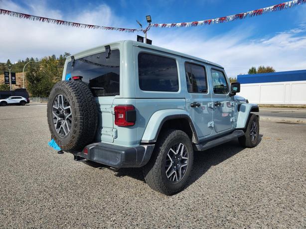 2024 Jeep Wrangler Sahara | Loaded! | Trailer Tow Package | Technology Package | image 3
