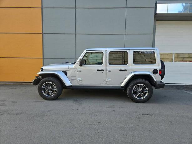 2023 Jeep Wrangler Sahara | No Reported Accidents! image 3