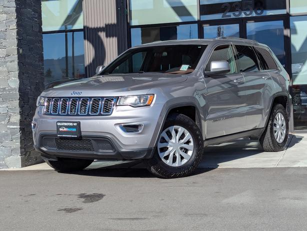 2018 Jeep Grand Cherokee Laredo - 4x4, Dual Zone Climate, Bluetooth image 1