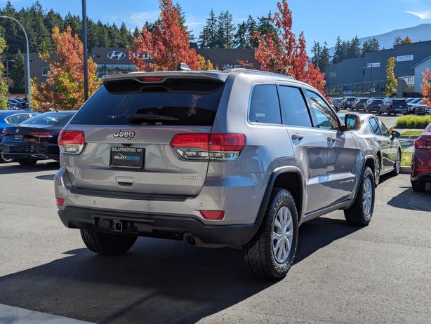 2018 Jeep Grand Cherokee Laredo - 4x4, Dual Zone Climate, Bluetooth image 6