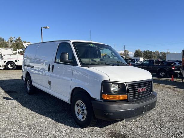 2016 GMC Savana G2500 Cargo Van Rear Shelving image 7