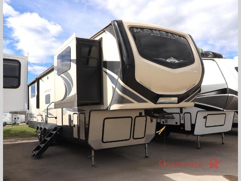 Used 2019 Keystone RV Montana High Country 380TH display photo