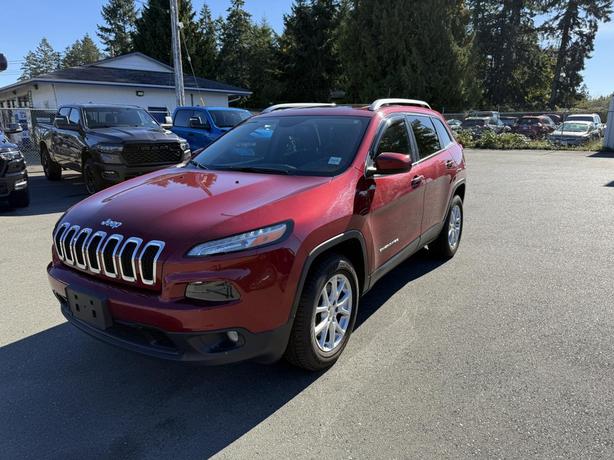 2016 Jeep Cherokee Latitude image 1