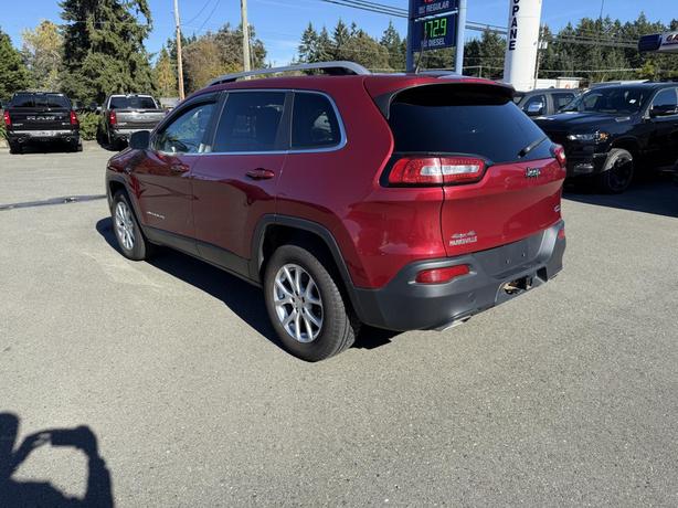 2016 Jeep Cherokee Latitude image 3