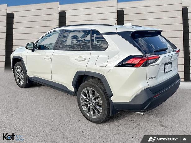 2022 Toyota RAV4 XLE image 4