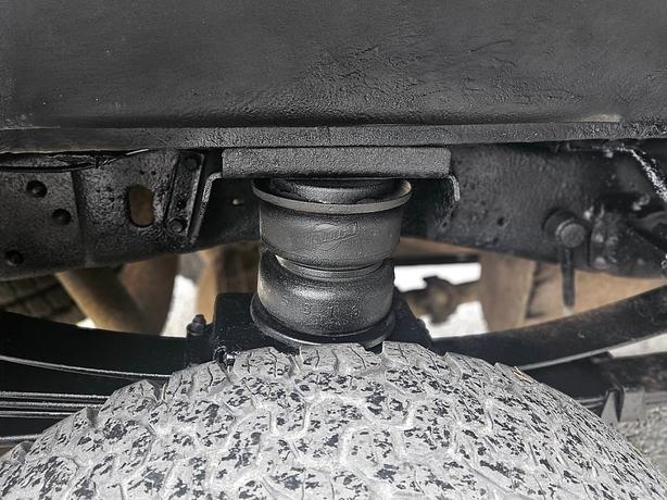 2001 Ford  Super Duty F-350 SRW XL image 8