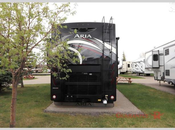 Used 2019 Thor Motor Coach Aria 3901 image 5