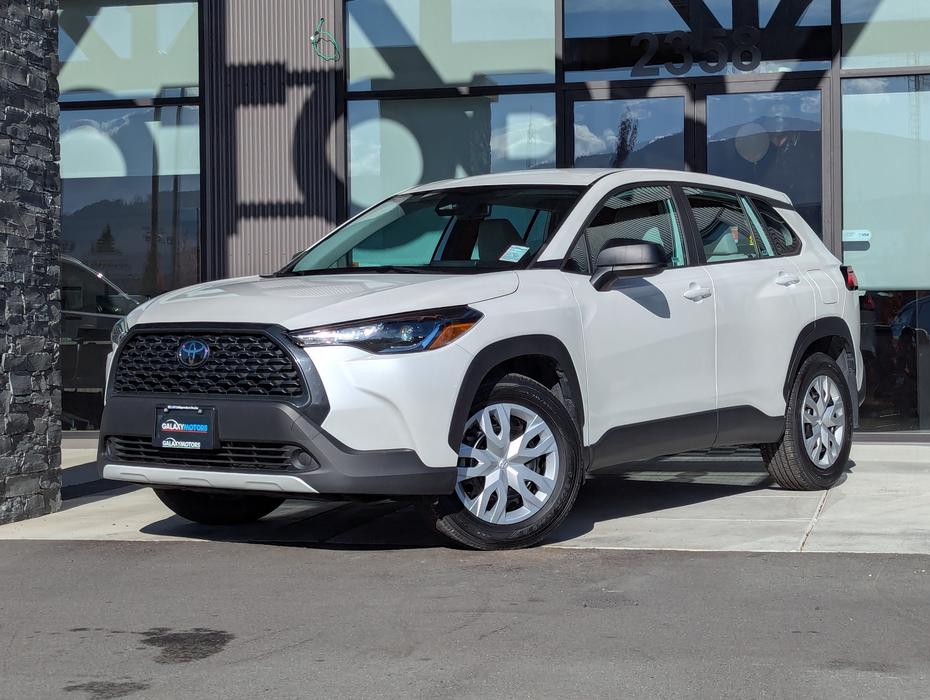 2023 Toyota Corolla Cross L - No accidents, AWD, Heated Seats display photo