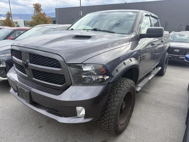 2019 RAM 1500 CLASSIC image 2
