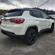 2019 Jeep Compass Altitude | Power Liftgate | Panoramic Sunroof | Trailer Tow Pa thumbnail image 3