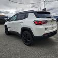 2019 Jeep Compass Altitude | Power Liftgate | Panoramic Sunroof | Trailer Tow Pa thumbnail image 4