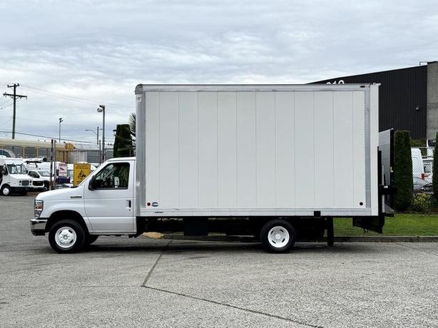 2019 Ford Econoline E450 16 Foot High Cube Van with Waltco Power Lift Gate image 6
