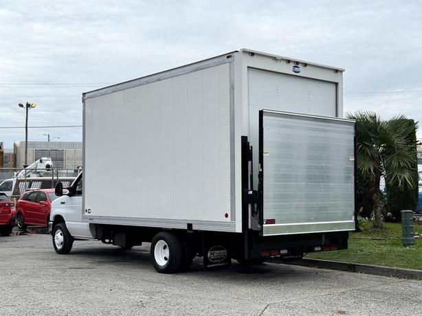 2019 Ford Econoline E450 16 Foot High Cube Van with Waltco Power Lift Gate image 7
