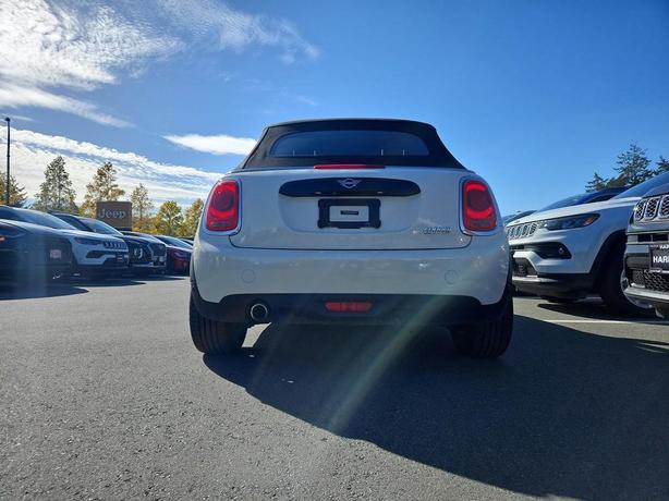 2020 MINI Convertible Cooper | One Owner! image 5
