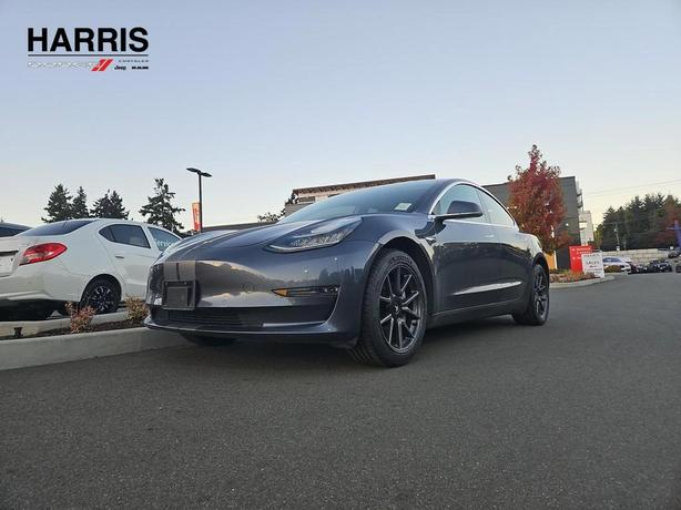 2019 Tesla Model 3 Standard Range Plus | Autopilot! image 1