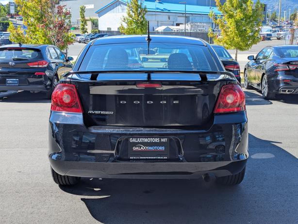 2014 Dodge Avenger SE - Low Mileage image 7