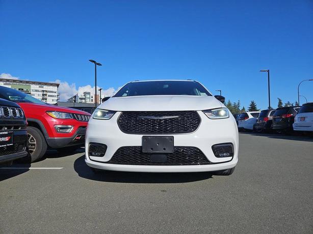 2024 Chrysler Pacifica Hybrid Premium S Appearance | No Reported Accidents | One image 2