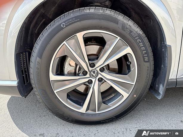 2023 Lexus RX RX 350h | No Reported Accidents! image 6