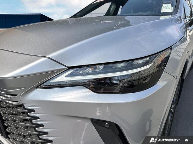 2023 Lexus RX RX 350h | No Reported Accidents! image 7