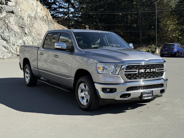 2022 Ram 1500 Big Horn 4WD - Park-Sense Front/Rear & Power Seat image 4