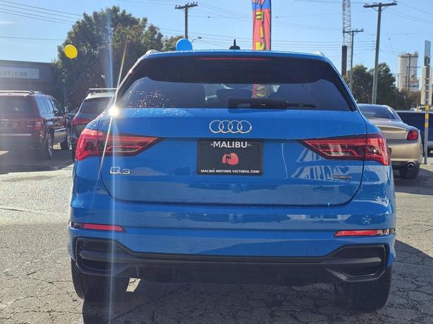 2021 Audi Q3 Technik S Line TFSI quattro image 3