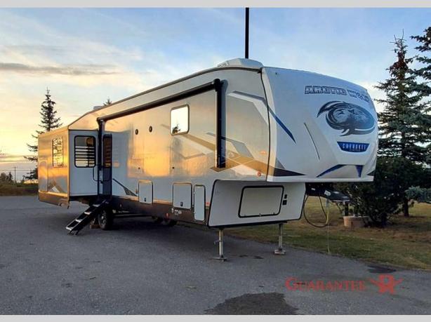 Used 2023 Forest River RV Cherokee Arctic Wolf Suite 3660 image 1