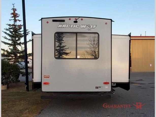 Used 2023 Forest River RV Cherokee Arctic Wolf Suite 3660 image 5