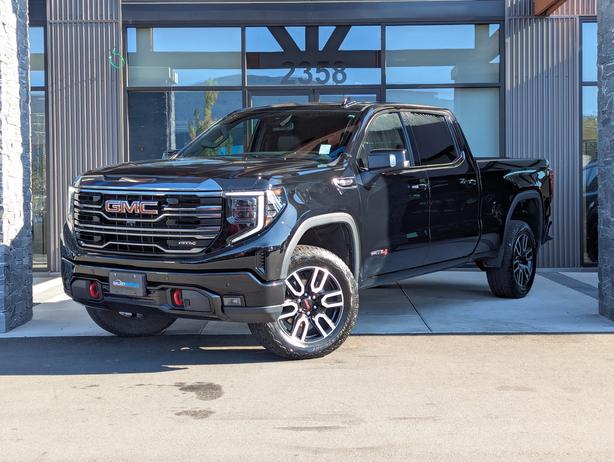 2023 GMC Sierra 1500 AT4 - 6.2L V8, CrewCab, Short Box, 4x4 image 1